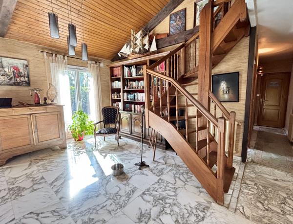 Maison 6 pièces - 191 m²