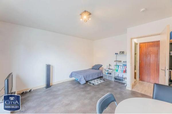 Appartement à louer 1 pièce 28.49m²