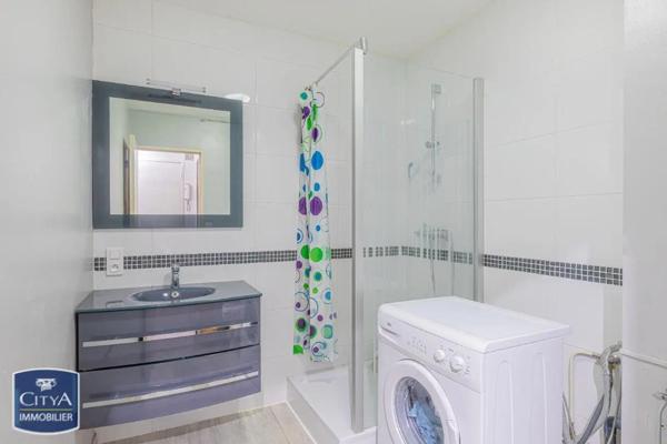 Appartement à louer 1 pièce 28.49m²