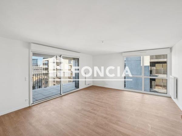 Location Appartement 3 pièces 70.9 m² - 194 / 196 RUE DES QUEYRIES Bordeaux 33100