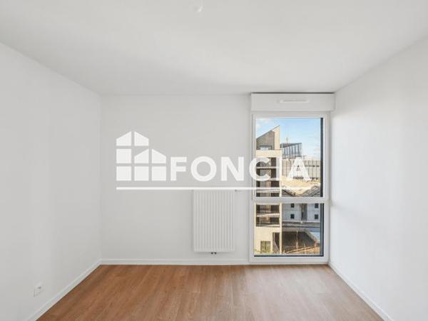 Location Appartement 3 pièces 70.9 m² - 194 / 196 RUE DES QUEYRIES Bordeaux 33100