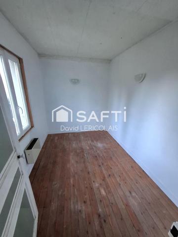 GRANDE MAISON DE VILLE AVEC GARAGE