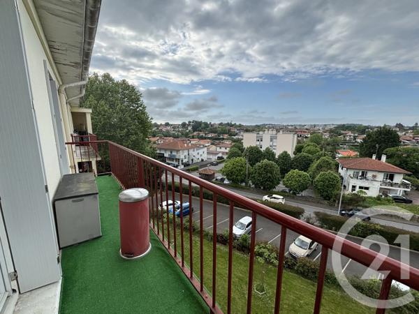 Appartement F3 à vendre  3 pièces - 67,52 m 2   ANGLET  - 64