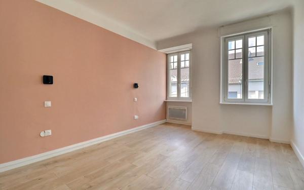 Appartement à louer    3 pièces • 73 m2 Freyming-Merlebach