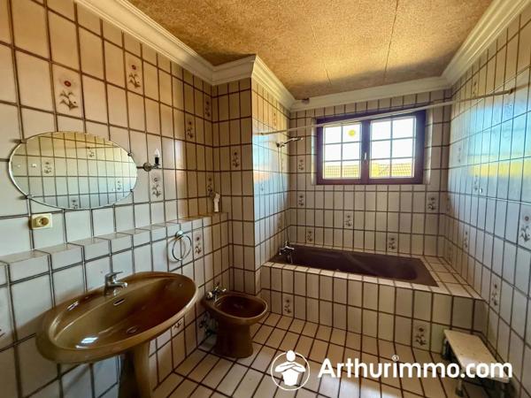 Location                                                      Maison
                        
                     5 pièces                      117 m2                     à Hérimoncourt