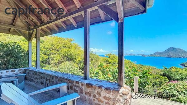 Propriété d'exception face à la baie des Saintes TERRE DE BAS (971)