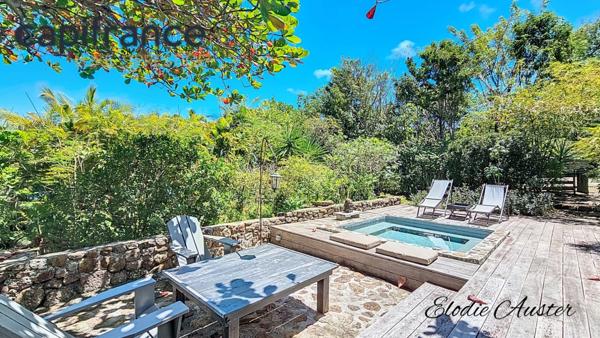 Propriété d'exception face à la baie des Saintes TERRE DE BAS (971)