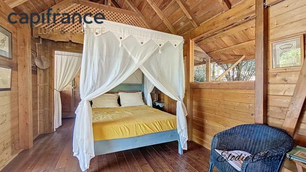 Propriété d'exception face à la baie des Saintes TERRE DE BAS (971)