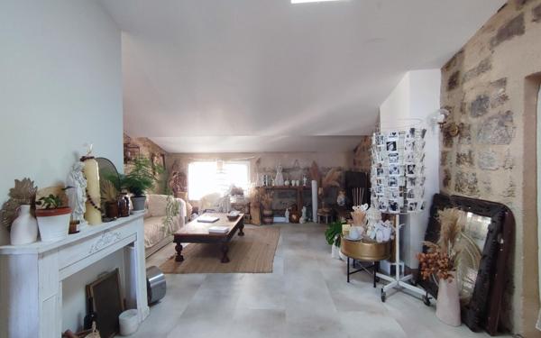 Appartement à vendre    4 pièces • 104 m2 Pézenas