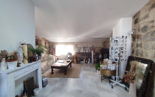 Appartement à vendre    4 pièces • 104 m2 Pézenas