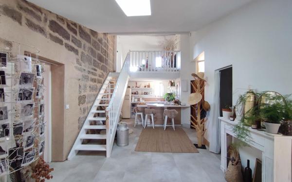 Appartement à vendre    4 pièces • 104 m2 Pézenas