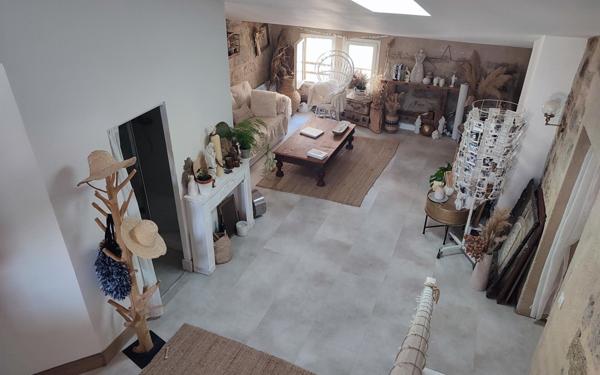 Appartement à vendre    4 pièces • 104 m2 Pézenas