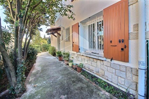 MARSEILLE 12ème arrdt. BEAUMONT VILLAGE. Maison de 185 m² sur 600 m² de terrain.