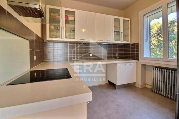 MARSEILLE 12ème arrdt. BEAUMONT VILLAGE. Maison de 185 m² sur 600 m² de terrain.