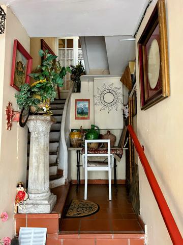 Lézignan-Corbières (11200) LEZIGNAN CORBIERES - IMMEUBLE = MAISON D'HABITATION AVEC REZ DE CHAUSSEE A USAGE COMMERCIAL