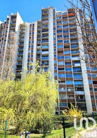 Appartement 1 pièce de 32 m² à Chaville (92370)