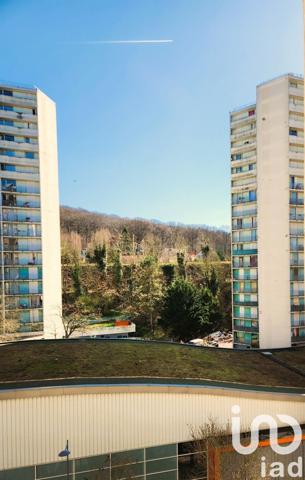 Appartement 1 pièce de 32 m² à Chaville (92370)