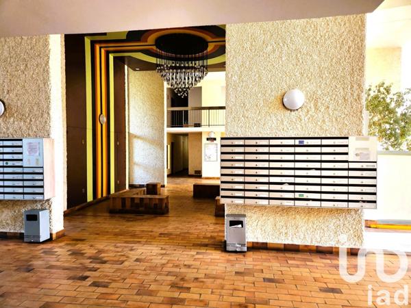 Appartement 1 pièce de 32 m² à Chaville (92370)