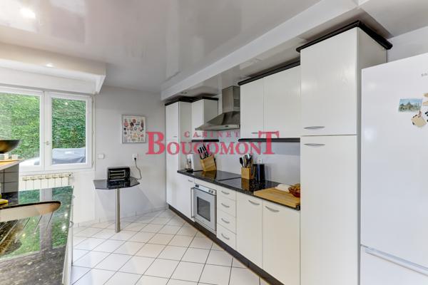 Maison 6 pièce(s) 4 chambre(s) 131 m²