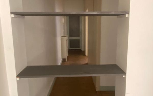 Appartement à vendre    2 pièces • 69 m2 Bordeaux