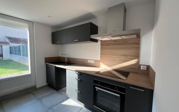 Maison à louer    3 pièces • 67 m2 Castres