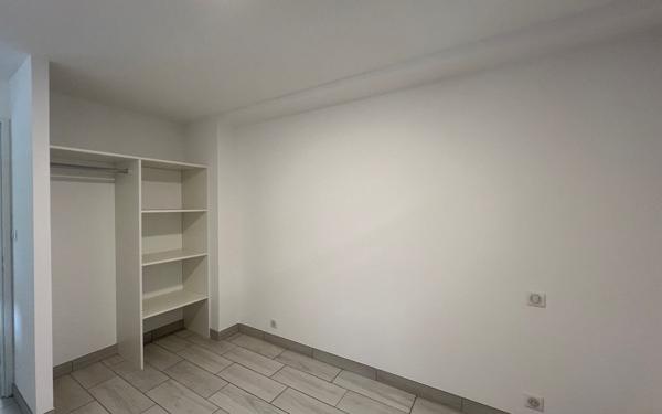 Maison à louer    3 pièces • 67 m2 Castres