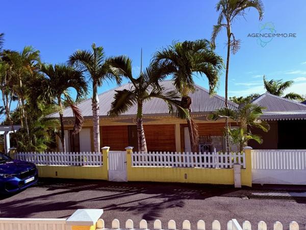 Villa typique F4 meublée avec jacuzzi