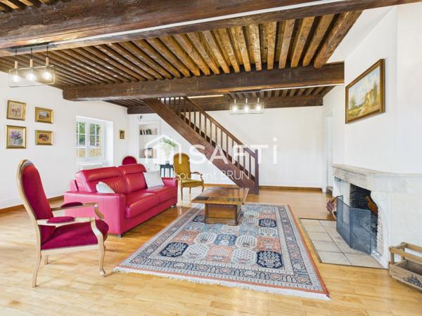 Duplex de charme avec vue imprenable sur les Monts d’Or