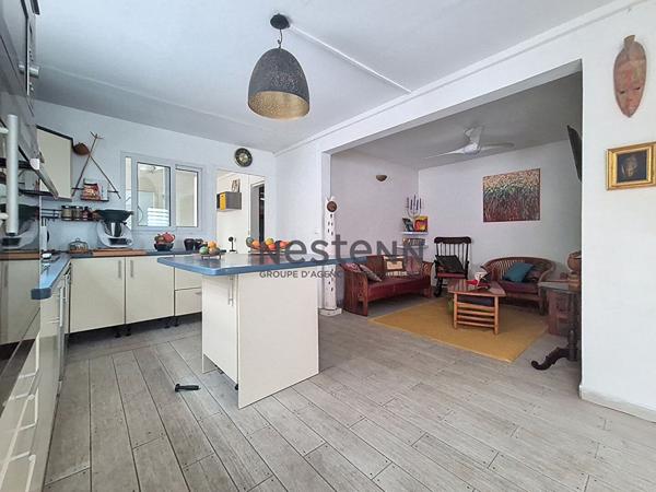 A vendre maison à Raizet Abymes de 5 pièces de 110 m2 avec son jardin privatif