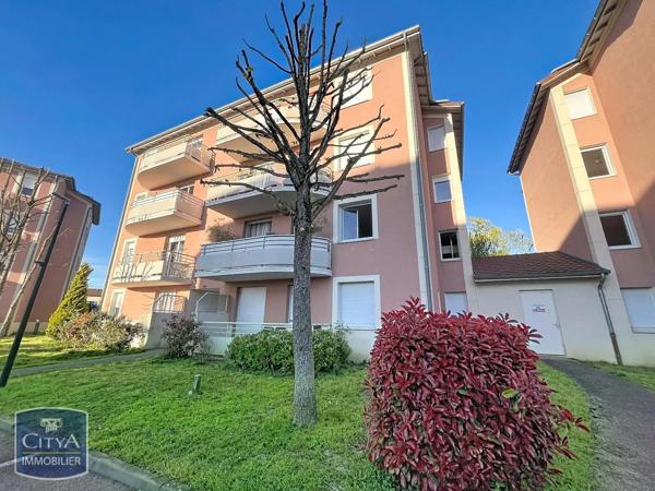 Appartement à louer 2 pièces 48.01m² Pont-de-Chéruy (38230)