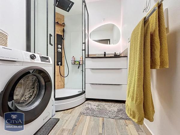 Appartement à louer 2 pièces 48.01m² Pont-de-Chéruy (38230)