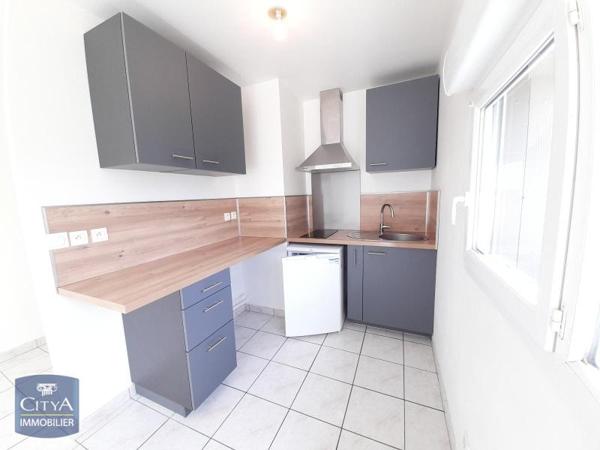 Appartement à louer 1 pièce 38.4m²