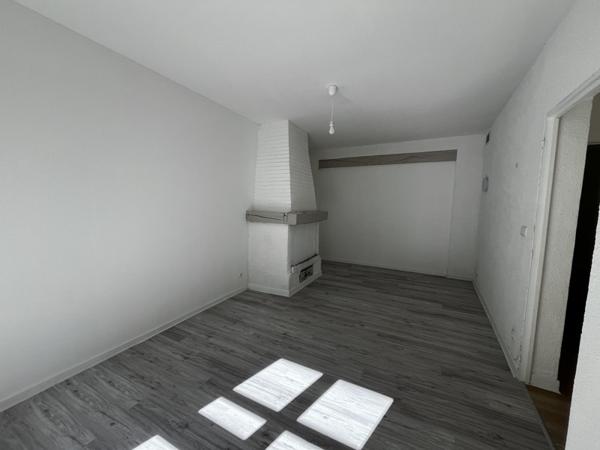 Appartement à louer 700 € CC Castelsarrasin 4 p 86 m² DPE B
