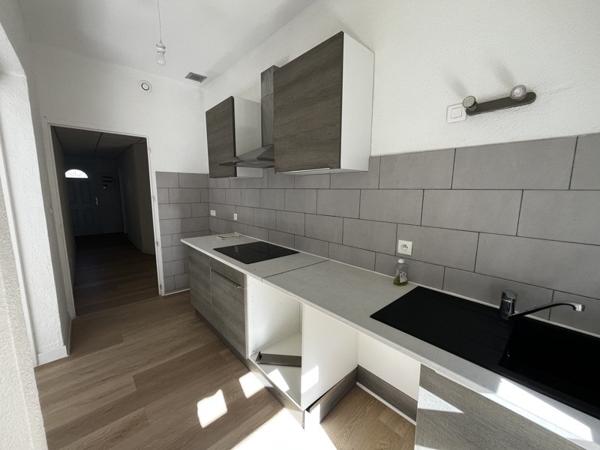Appartement à louer 700 € CC Castelsarrasin 4 p 86 m² DPE B