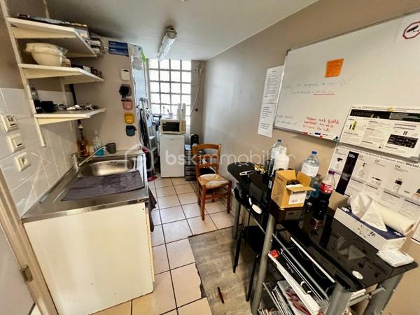 Local d'activité de 63 m²