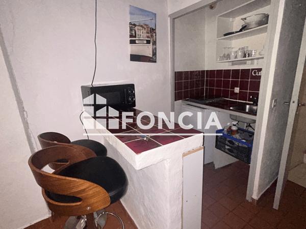 Location Studio meublé 21.64 m² - 30 PLACE DES CARDEURS Aix-en-provence 13100