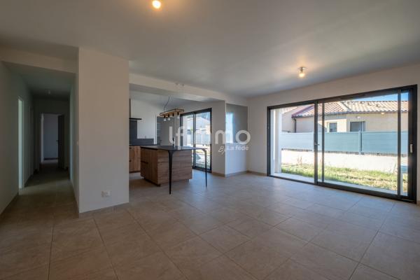 Villa contemporaine de 2022 avec 6 chambres, piscine et jardin clos
