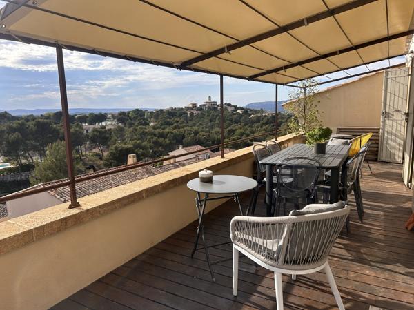 Unique penthouse Golf Pont Royal