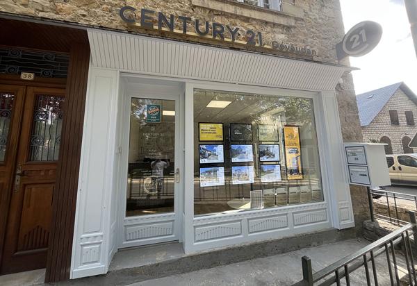 Maison à vendre  5 pièces - 111 m 2   LA CANOURGUE  - 48