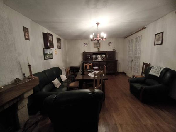 Maison de village charmante à Chabanais