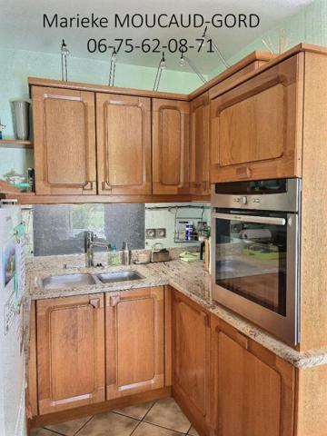 Beauzac 43590 Belle maison de caractère en pierre 3 chambres plusieurs dépendances sur 600m² de terrain