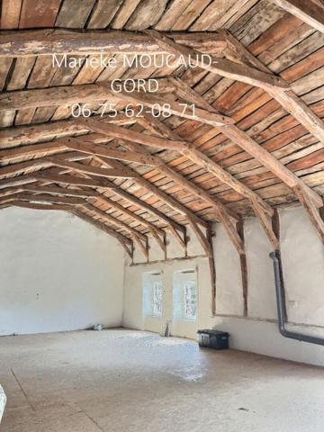 Beauzac 43590 Belle maison de caractère en pierre 3 chambres plusieurs dépendances sur 600m² de terrain