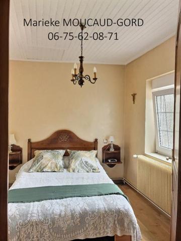 Beauzac 43590 Belle maison de caractère en pierre 3 chambres plusieurs dépendances sur 600m² de terrain