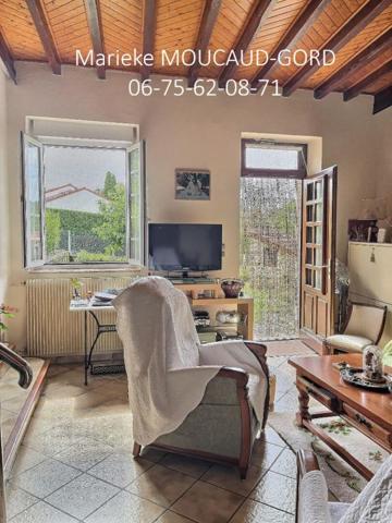 Beauzac 43590 Belle maison de caractère en pierre 3 chambres plusieurs dépendances sur 600m² de terrain