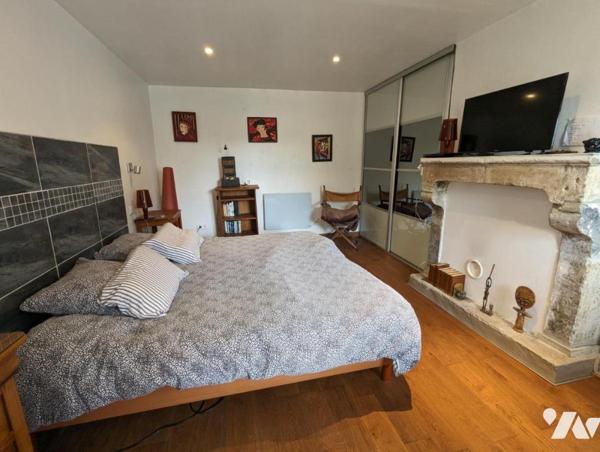 CHERBOURG-EN-COTENTIN : MAISON AVEC DEPENDANCES