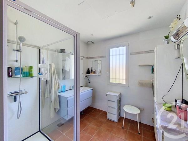 Maison à vendre  8 pièces - 190,87 m 2   AGDE  - 34