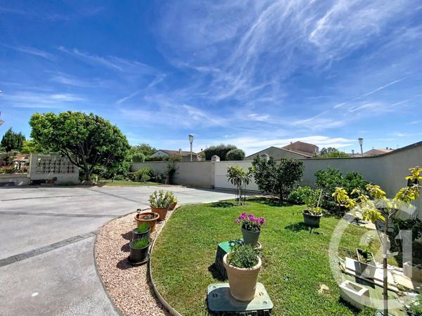 Maison à vendre  8 pièces - 190,87 m 2   AGDE  - 34