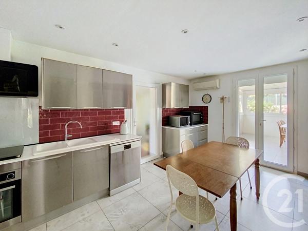 Maison à vendre  8 pièces - 190,87 m 2   AGDE  - 34
