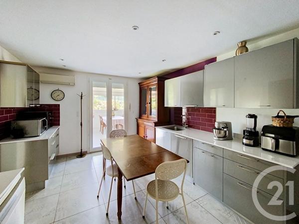 Maison à vendre  8 pièces - 190,87 m 2   AGDE  - 34