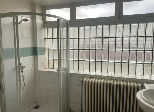 Maizières-lès-Metz – Appartement 3 pièces avec jardin, balcon, parking et cave